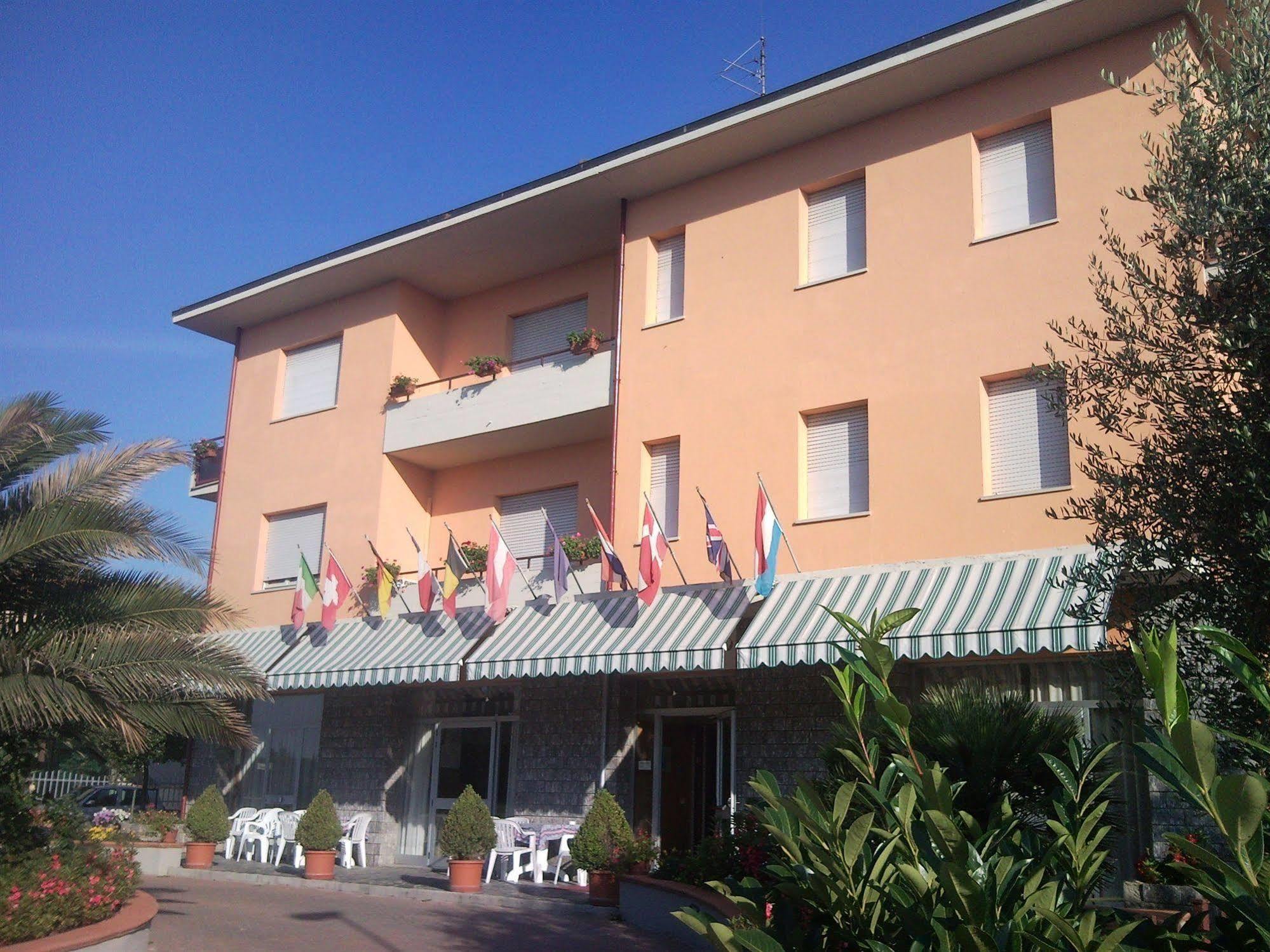 Hotel Trasimeno Bittarelli Castiglione del Lago Exterior photo